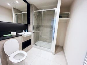 Photo 1- click for photo gallery